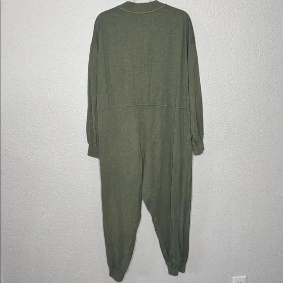 Free People Intimately Just Because Onesie Olive Large
Relaxed Boho Jumpsuit - Picture 6 of 7